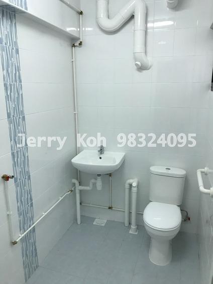 Blk 208 Bukit Batok Street 21 (Bukit Batok), HDB 3 Rooms #172269622